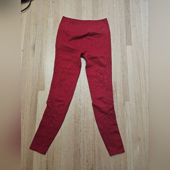 Fabletics High Waisted Seamless Leggings - Picture 3 of 13